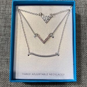 Three adjustable necklaces
